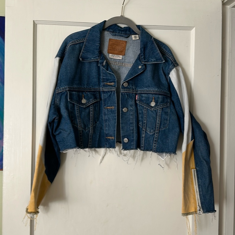 Fashionable Levi Crop Jacket—worn with small stain